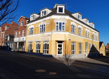 Butik til leje på Skolevej 1, 5620 Glamsbjerg - 103 m² | Foto 1 - Lokalebasen