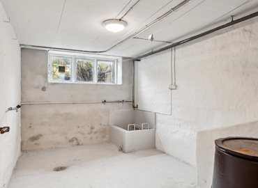 12 m² Office warehouse for rent in Vanlose, Ålekistevej 215 (2720) - 0 | MatchOffice.com