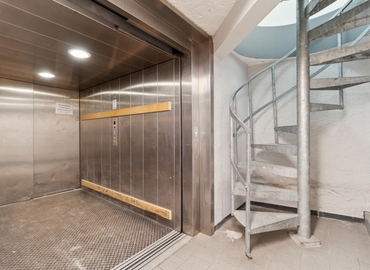 150 m² Warehouse up for rent in Copenhagen V, Vesterbrogade 65 (1620) - 1 | MatchOffice.com