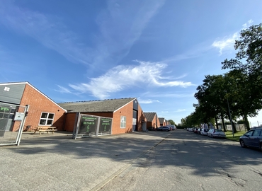 369 m² Commercial warehouse for rent in Odense SO, Cikorievej (5220) - 1 | MatchOffice.com