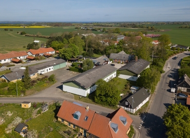 357 m² Office warehouse up for rent in Roskilde, Lille Valbyvej 2A (4000) - 0 | MatchOffice.com
