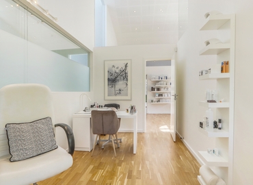 Office A. P. Møllers Allé 9A 2791 Dragor