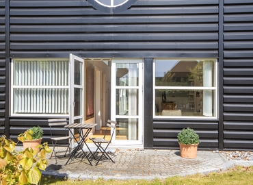 Office A. P. Møllers Allé 9A 2791 Dragor