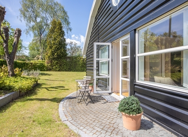 Office A. P. Møllers Allé 9A 2791 Dragor