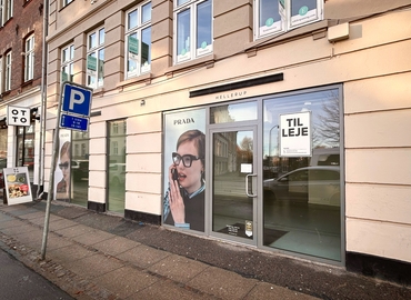 185 m² Commercial shop for rent in Hellerup, Strandvejen 153 (2900) - 1 | MatchOffice