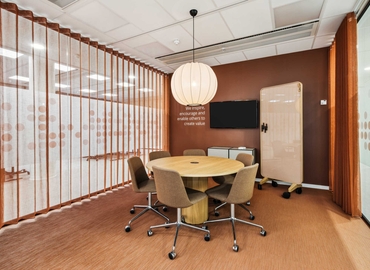 Office Arne Jacobsens Allé 13, 3. 2300 Copenhagen S