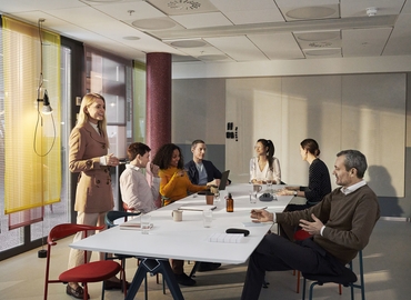 Office Arne Jacobsens Allé 13 2300 Copenhagen S