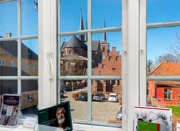 Office Domkirkestræde 6 4000 Roskilde