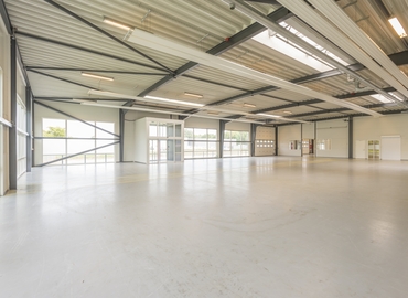 1200 m² Office warehouse up for rent in Esbjerg N, Lillebæltsvej 35 (6715) - 1 | MatchOffice