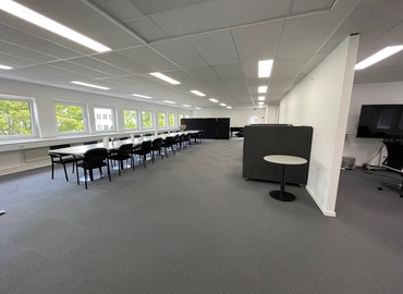 Kontor til leje på Smedeholm 13A 2. sal tv., 2730 Herlev - 340 m² | Foto 0 - Lokalebasen