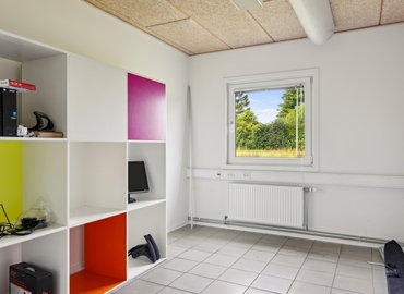 2701 m² Warehouse storage up for rent in Aarslev, Industrivej  1 (5792) - 13 | MatchOffice.com