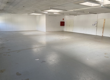 178 m² Warehouse storage rental in Allerod, Gydevang 19 (3450) - 5 | MatchOffice