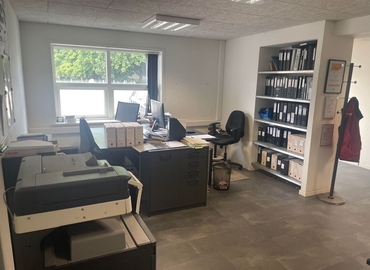 Lager / produktion Vejstruprød Landevej 8 6093 Sjølund