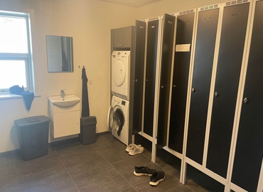 Lager / produktion Vejstruprød Landevej 8 6093 Sjølund