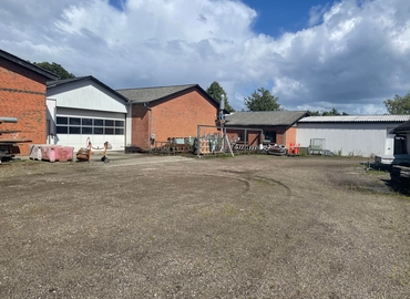 Lager / produktion Vejstruprød Landevej 8 6093 Sjølund