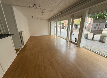 Butik til leje på Jernbanegade 8, 7200 Grindsted - 164 m² | Foto 1 - Lokalebasen.dk