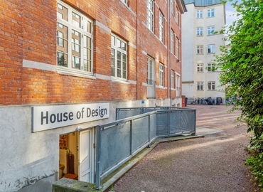 Office Holmbladsgade 70 2300 Copenhagen S