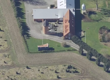 Lager / produktion Ebeltoftvej 18 8960 Randers SØ