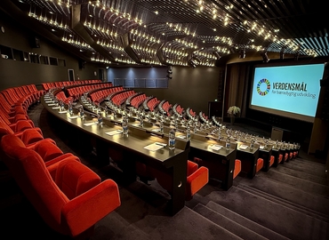 Office Gydevang 39-41 3450 Allerod