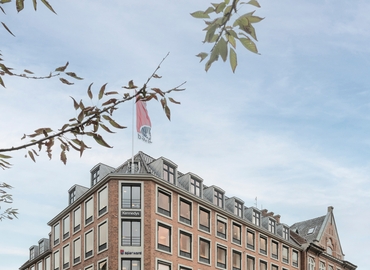 Office Regnbuepladsen 5 1550 Copenhagen V