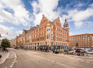 Office H. C. Andersens Boulevard 5 1553 Copenhagen V