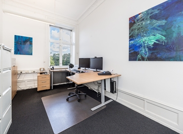 Office H. C. Andersens Boulevard 5 1553 Copenhagen V