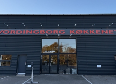 Butik til leje på Gammel Køge Landevej 135, 2500 Valby - 909 m² | Foto 0 - Lokalebasen.dk