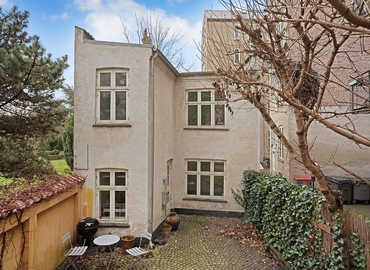 Office Dag Hammarskjölds Allé 40A 2100 Copenhagen Ø