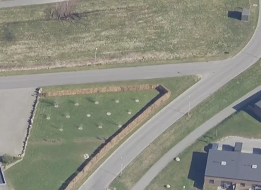 Grund Tyrrisvej 2 8410 Rønde