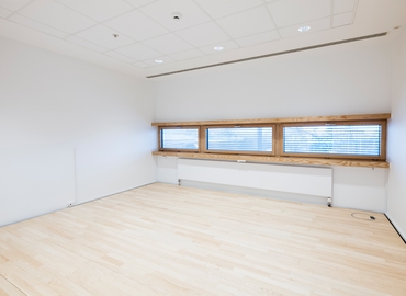 Office H. C. Andersens Boulevard 27 1553 Copenhagen V