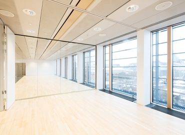 Office H. C. Andersens Boulevard 27 1553 Copenhagen V