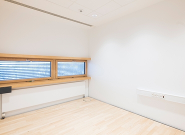 Office H. C. Andersens Boulevard 27 1553 Copenhagen V