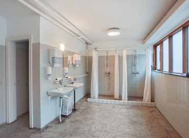 Lager / produktion Bækvej 10 4690 Haslev