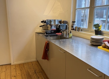 Office Sankt Jørgens Alle 5 C, 2. th. 1615 Copenhagen V