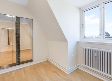 Office H. C. Andersens Boulevard 37 1553 Copenhagen V