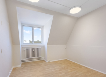 Office H. C. Andersens Boulevard 37 1553 Copenhagen V