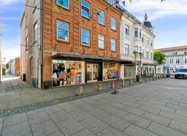 Butik til leje på Torvet 5, 8300 Odder - 154 m² | Foto 0 - Lokalebasen