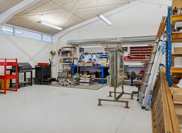 Lager / produktion Pantonevej 2 6580 Vamdrup