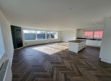 Lager / produktion Hyrdeleddet 8 3660 Stenløse