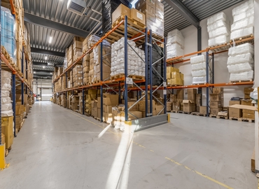 Lager / produktion Lejrvej 13 3500 Værløse