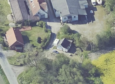 Lager / produktion Tjørnelundevej 11A 4270 Høng