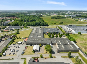 Lager til leje på Wittrupvej; Industrivej 2; 8, 7120 Vejle Øst - 2300 m² | Foto 0 - Lokalebasen.dk