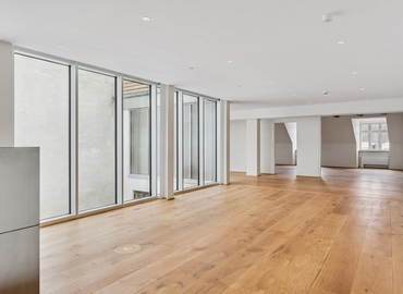 Office Amagertorv 8, 3., 1160 Copenhagen City Center