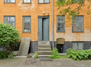 Butik Larsbjørnsstræde 19 1454 København K