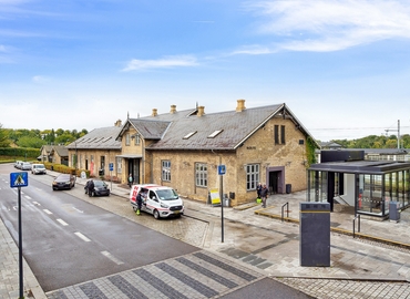 150 m² Store for rent in Holte, Holte Stationsvej 36 (2840) - 1 | MatchOffice