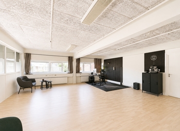 Office Blangstedgårdsvej 1 5220 Odense SO