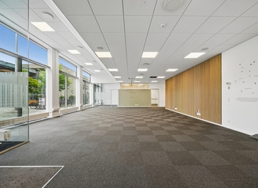 242 m² Commercial shop for rent in Frederiksberg, Sylows Alle 21 (2000) - 1 | MatchOffice
