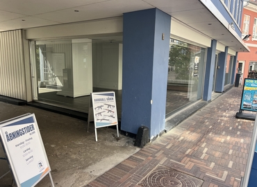 Shop Slotsgade 1A 3400 Hillerod