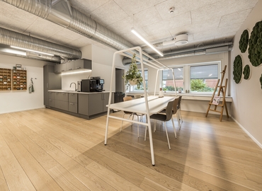 Office Østbanegade 123 2100 Copenhagen Ø