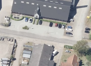 Lager / produktion Industrivej 12 5672 Broby